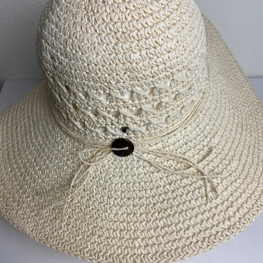 Cappelli Straworld Ivory Floppy Sun Hat  Folds up Travel Sz 22.5